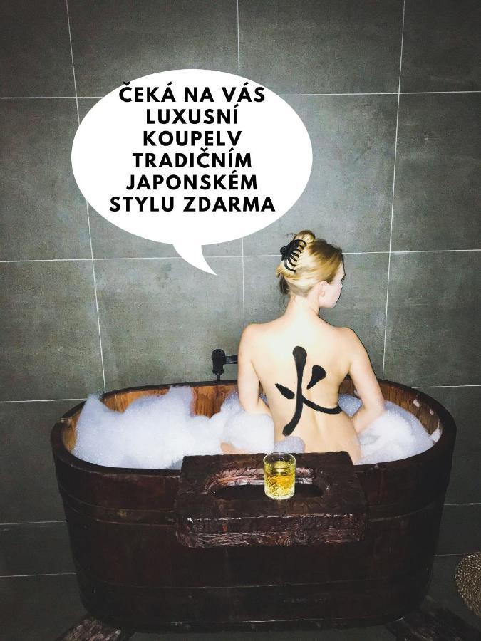 Zážitková noc OROOM Japonsko Brno Exteriér fotografie
